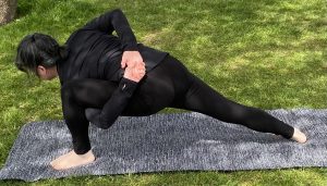 Danzhu Mowat - Registered Acupuncturist at BodaHealth in Vancouver doing Yoga - Meditation - Smiling Lots