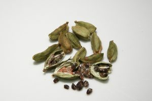 cardamom spice used in Chinese Herbal Medicine in Vancouver